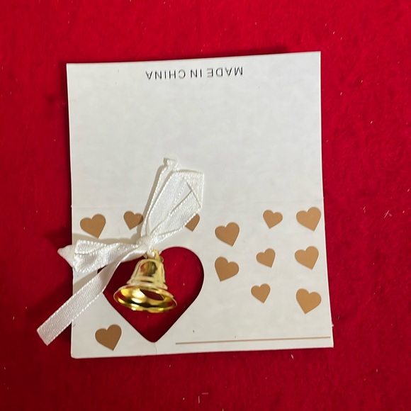 50 pc Gold Bell Wedding Favors with White Ribbon Bows- Make a little jingle - Picture 1 of 4